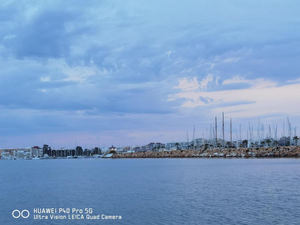 Holiday Apartment Torrevieja Kültér fotó