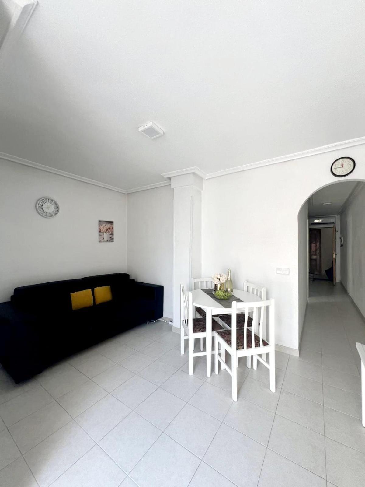 Holiday Apartment Torrevieja Kültér fotó
